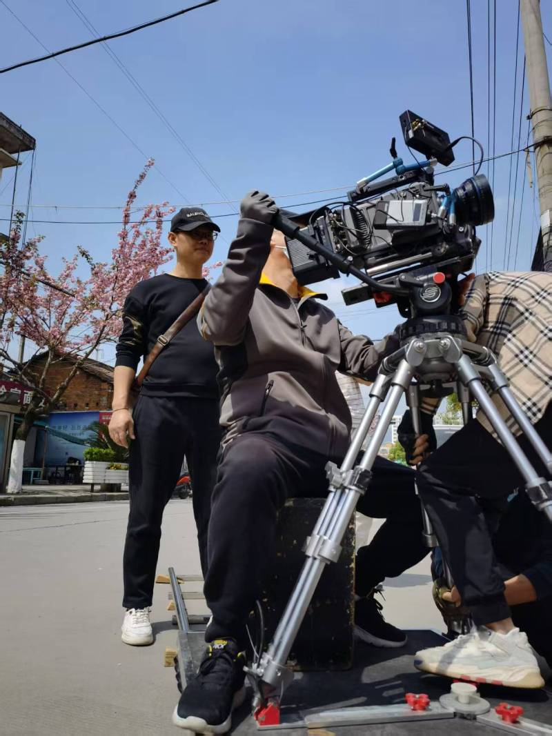 武宁县广告片拍摄：快消品牌爆款之选，网感内容适配社媒传播！